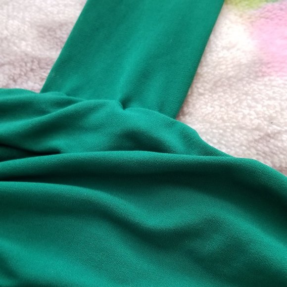 Green Rhinestone Halter By Venezia Size 14/16 - Picture 9 of 16